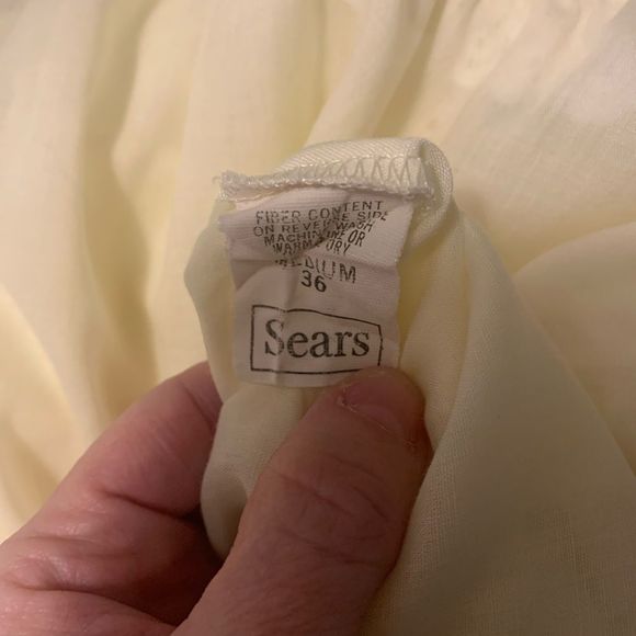 VINTAGE Sears 80’s Yellow Nightgown with Floral Embroidery Size Large - Picture 8 of 9